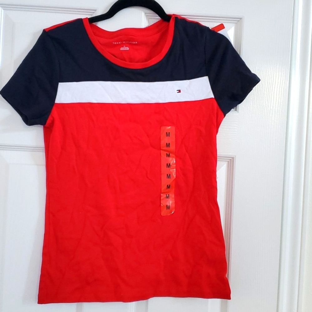 Top, size medium